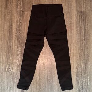 Lululemon Black Geometric Mesh Panel Leggings - Size Unknown